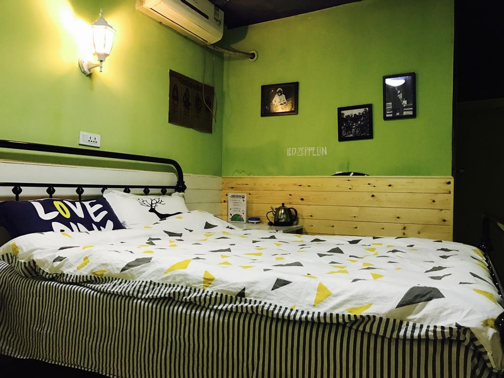 Djmt Universal Guest House Xi'an  Room photo